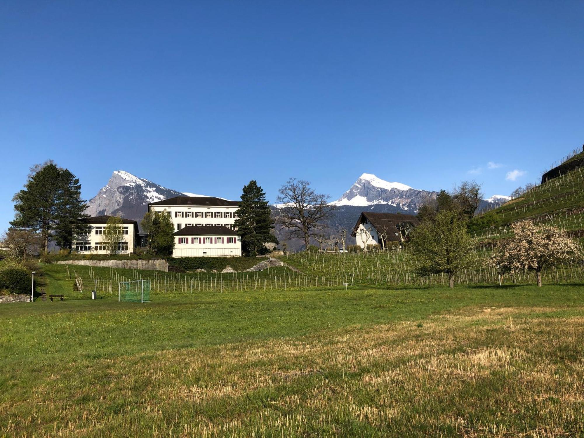 Haus Gutenberg Balzers Eksteriør bilde